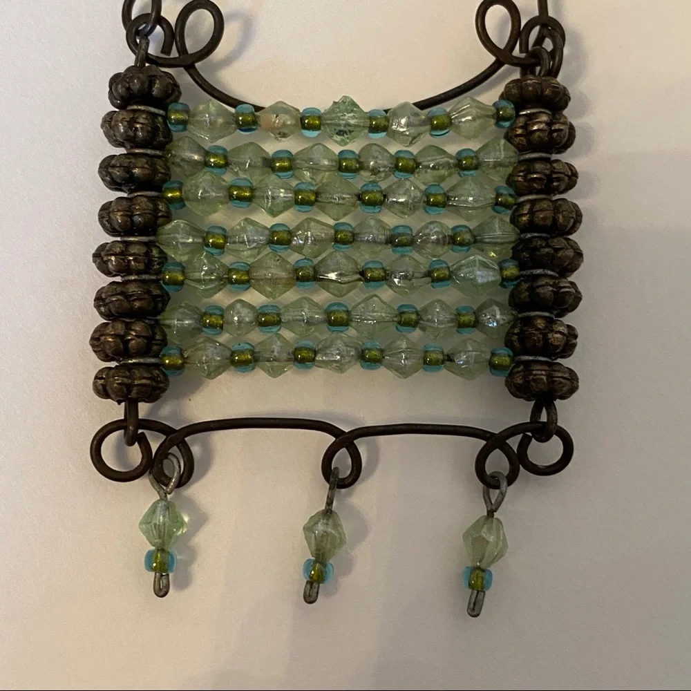 NECKLACE CHOKER GREEN BEADS CRYSTALS PEWTER COLOR PIN ART BOHEMIAN BOHO 16”